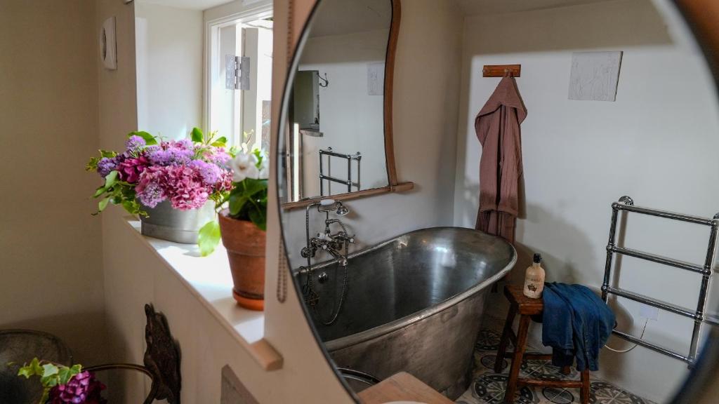 Tin Baths were often used back when Benjamin Zephaniah was growing up